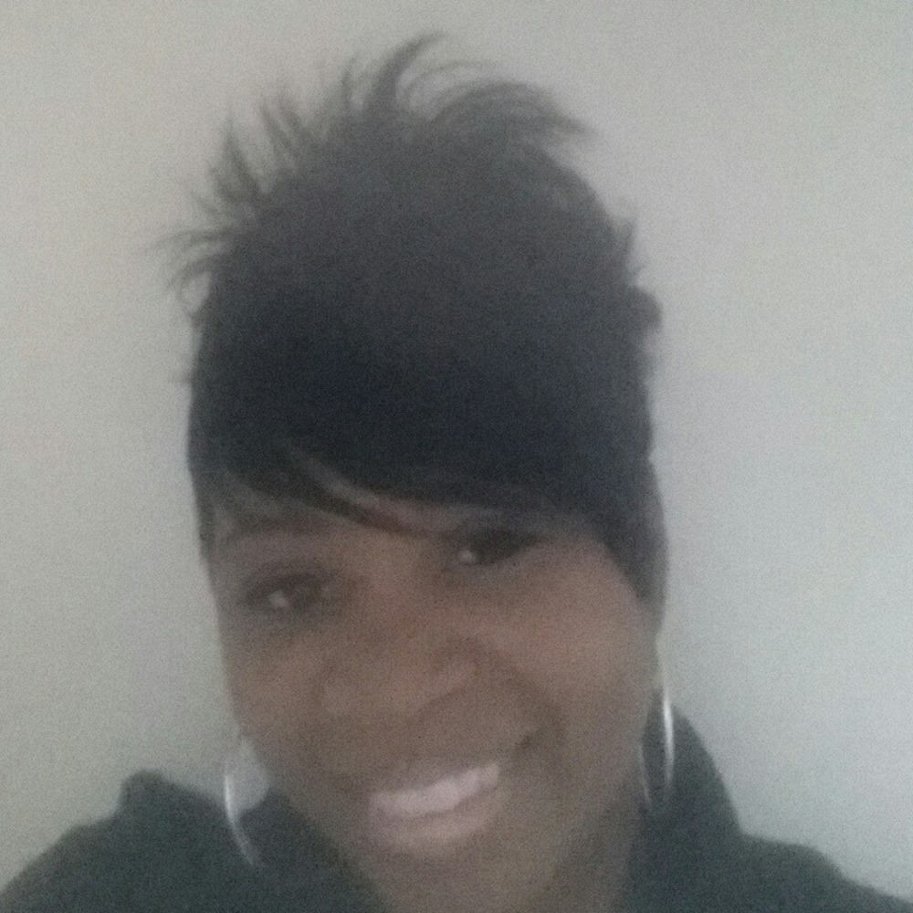 Meet your Posher, Tina